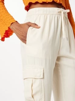 QS By S.Oliver Pantalons Cargo Effilé Pantalon Cargo Femme Crème -S.Oliver Boutique 0a926e26de5fcdb1a1d1d19968051edf