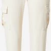 QS By S.Oliver Pantalons Cargo Effilé Pantalon Cargo Femme Crème -S.Oliver Boutique 334e9177e4d1d62559076fc2fcfeb4a1