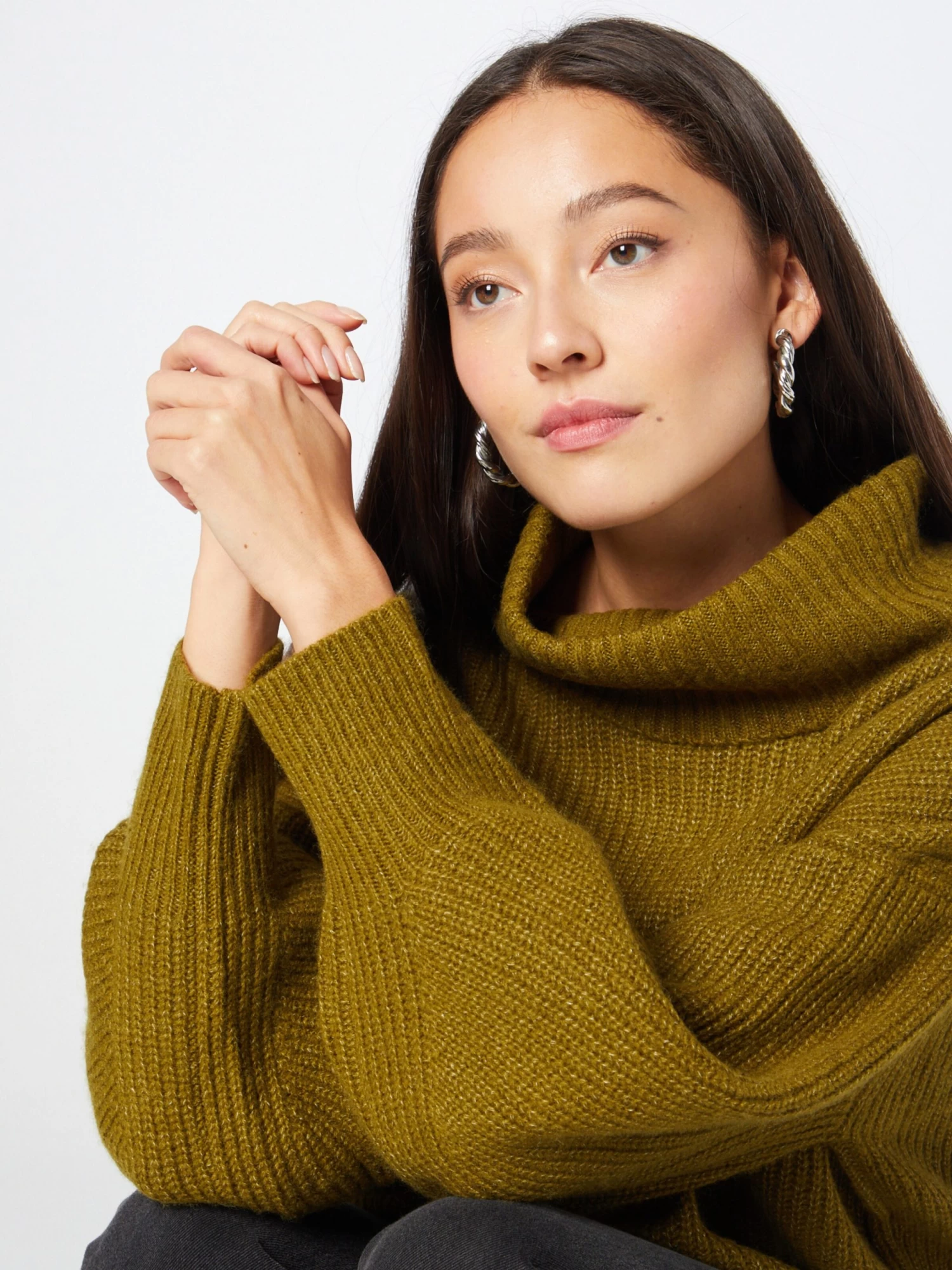 S.Oliver Pulls à Col Roulé Pull-over Femme Olive 7 S.Oliver Pulls à Col Roulé Pull-over Femme Olive – Image 5