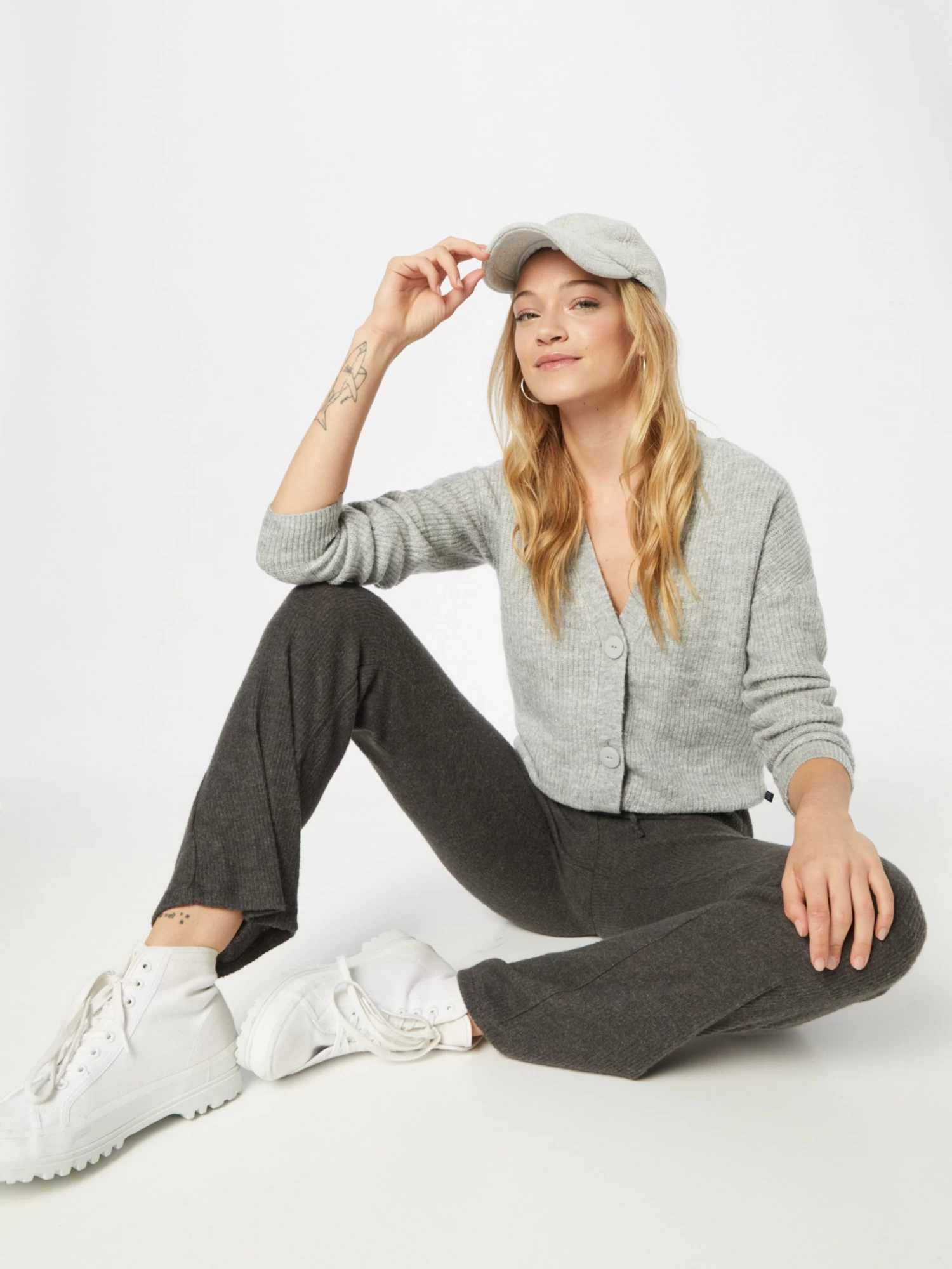 QS By S.Oliver Gilets Cardigan Femme Gris Chiné 7 QS By S.Oliver Gilets Cardigan Femme Gris Chiné – Image 5