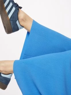 S.Oliver Pantalons En Toile Wide Leg Pantalon Femme Azur -S.Oliver Boutique e5ad3747a0c23f98e224a38a6ca157bb